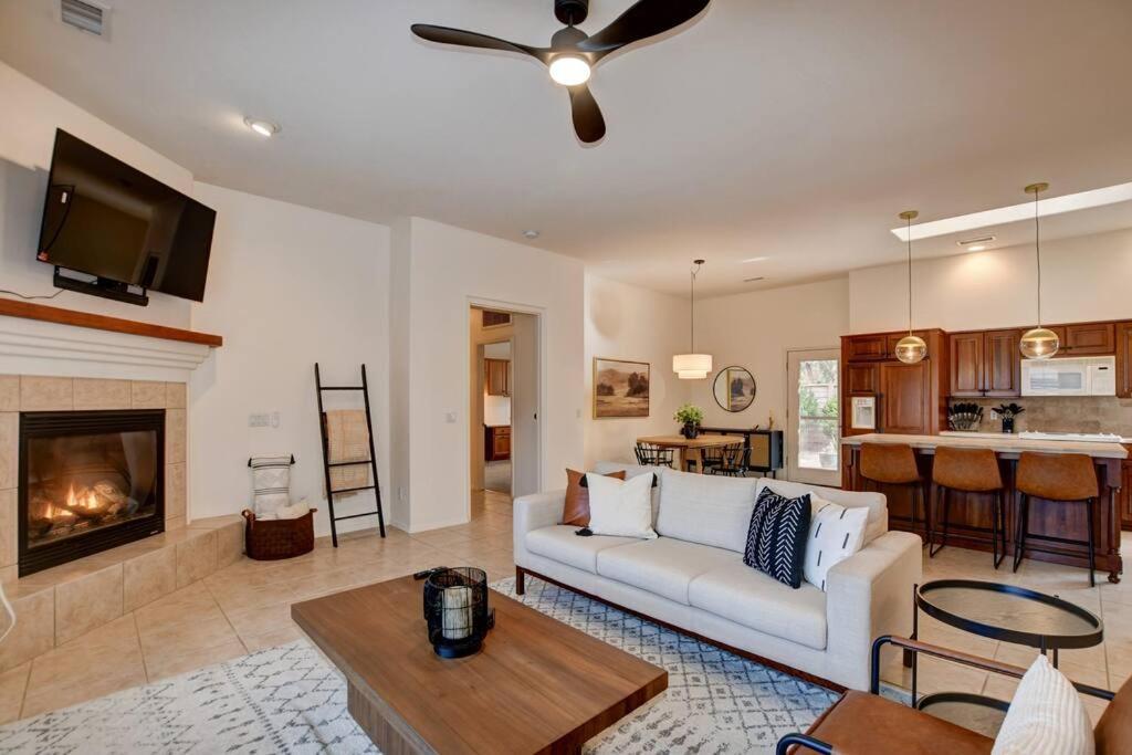 Sedona Retreat W/ Tesla Mobile Charger Villa Bagian luar foto